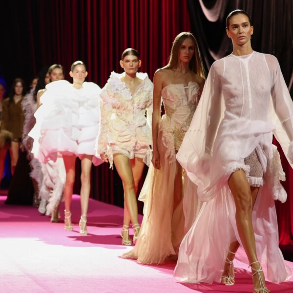 Ukrainian Fashion Week відкрив новий сезон грандіозним шоу в Опері
