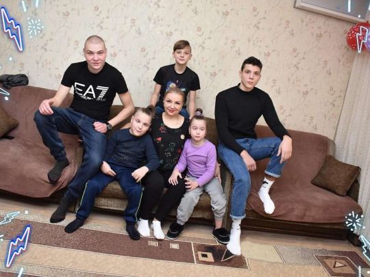 Мати-героїня виховує п'ятьох дітей, четверо з яких – з інвалідністю 7