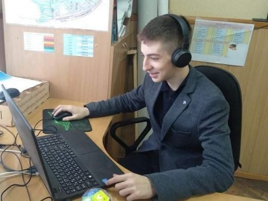 15-річний українець дивує швидкістю усного множення тризначних чисел 6