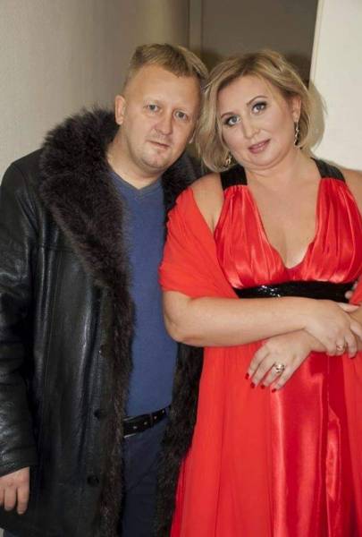 Заборонений діалог: мати 13 дітей померла від COVID-19, не знаючи про смерть чоловіка 8