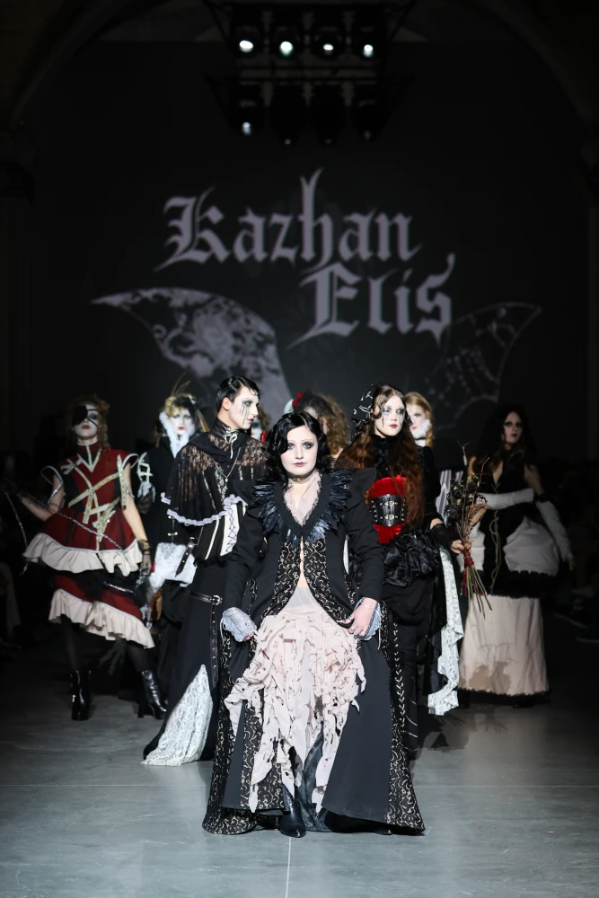 Майбутнє української моди: перспективні молоді дизайнери на Ukrainian Fashion Week30