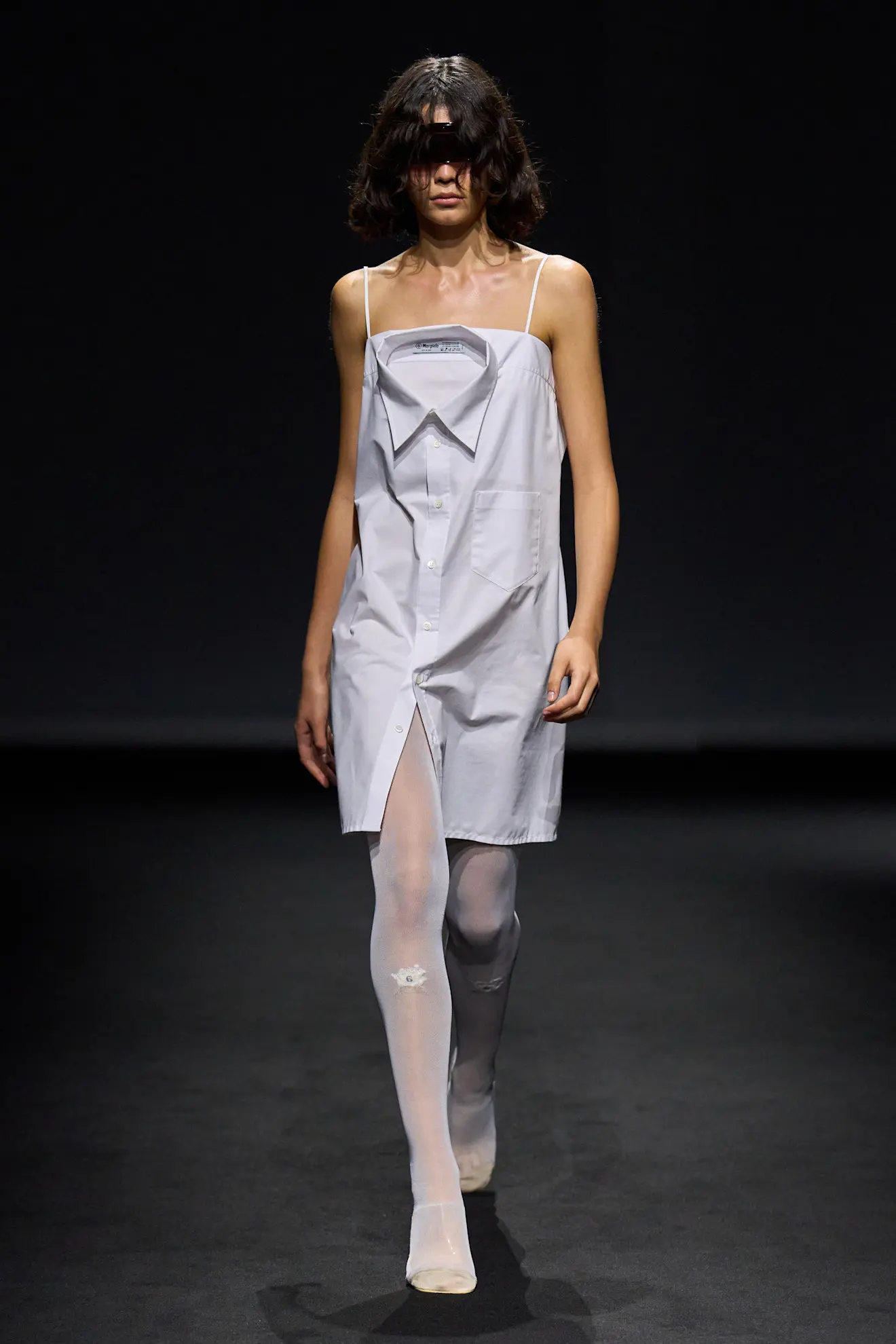 Сорочка стає сукнею, а светр — спідницею: MM6 Maison Margiela представив колекцію весна-літо 202710