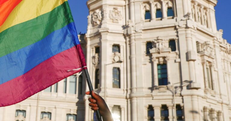 Іспанія: третина молодих ЛГБТІК+ стикнулася з дискримінацією торік 20