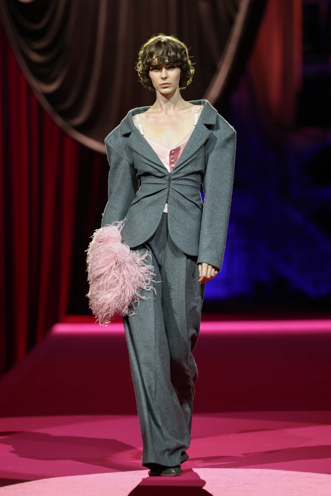 Модне шоу в Опері: яким був перший показ нового сезону Ukrainian Fashion Week12
