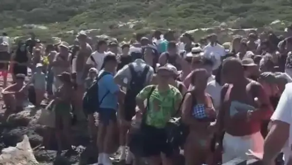 Unclrd grabs - paradise beach becomes hell on earth