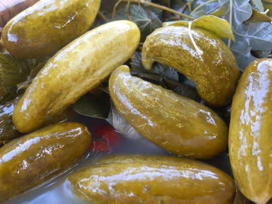Квашені огірки: кому варто відмовитись від улюблених консервів 4