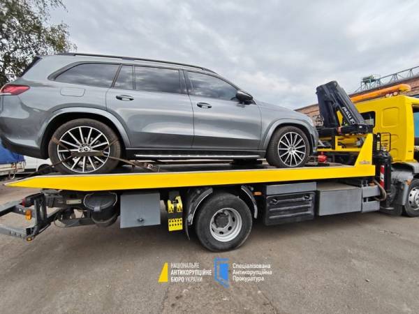 Спецоперація "Карфаген": як працівники Офісу генпрокурора покривали шахрайські кол-центри 12