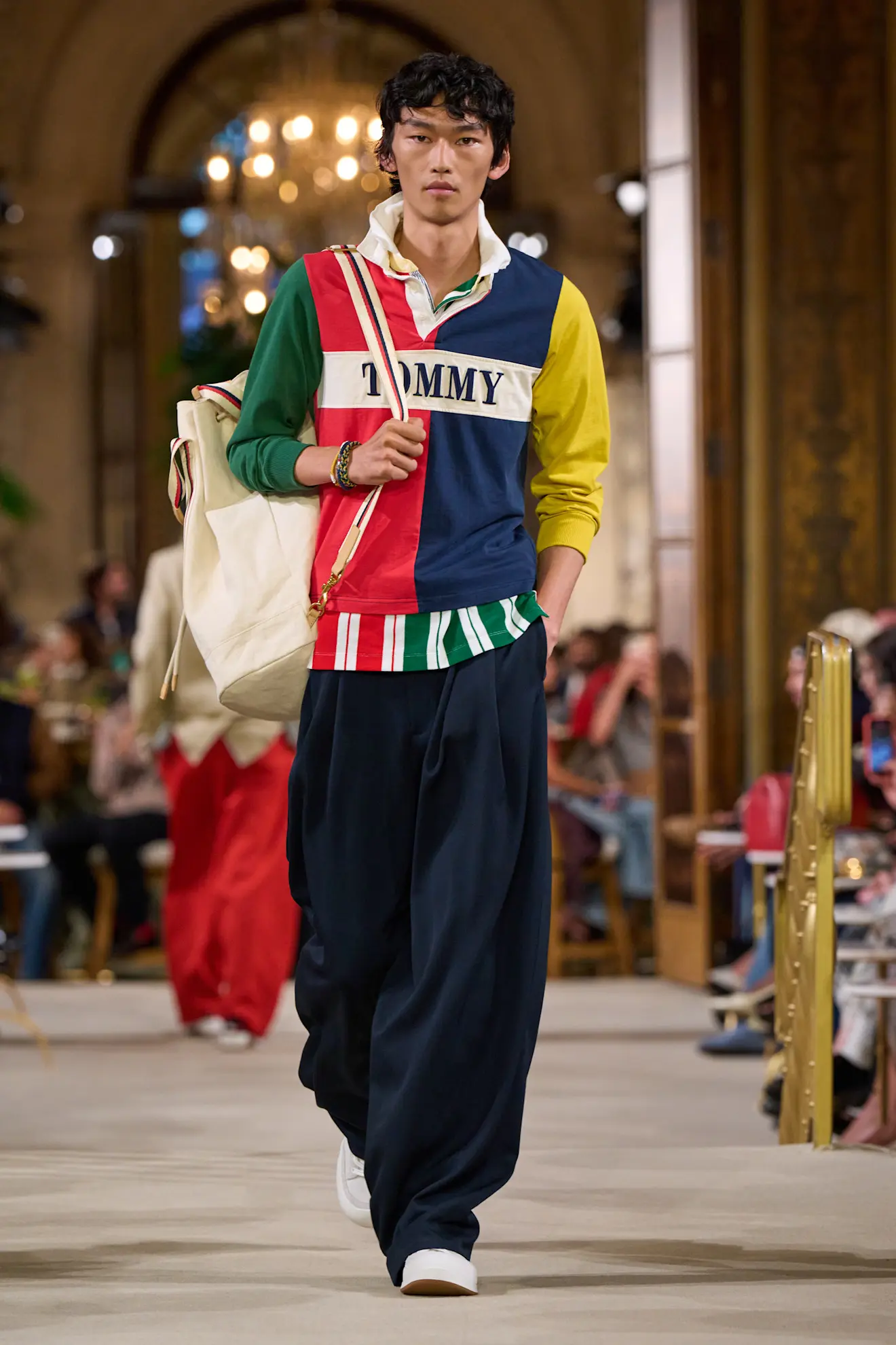 Джіджі Хадід відкрила показ Tommy Hilfiger у Нью-Йорку3