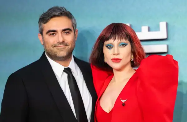 Леді Гага та Майкл Поланскі вперше стали батьками 13 LONDON, ENGLAND - SEPTEMBER 25: Lady Gaga and Michael Polansky attend the UK Premiere of