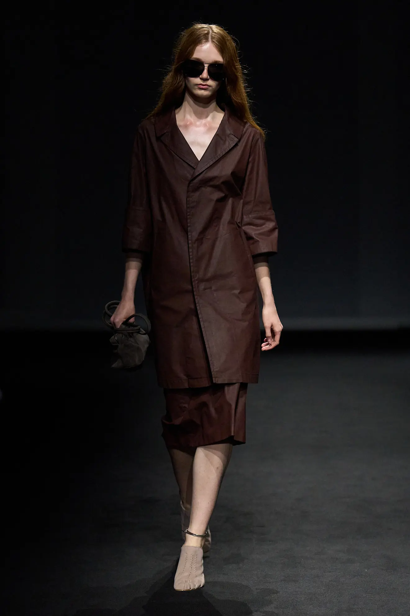 Сорочка стає сукнею, а светр — спідницею: MM6 Maison Margiela представив колекцію весна-літо 202715