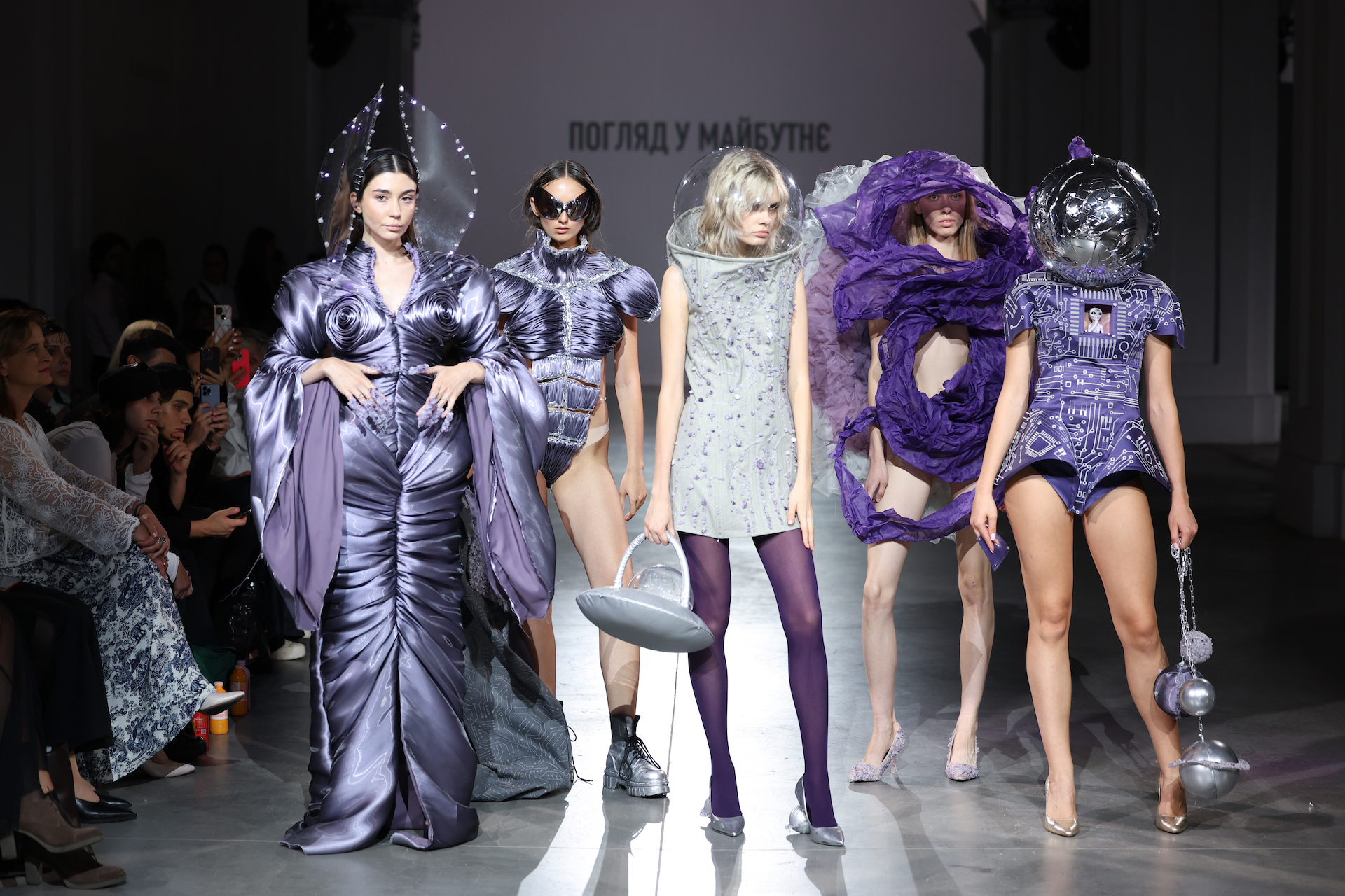 Яким був п'ятий день Ukrainian Fashion Week SS27: яскраві шоу, нові імена та закриття модного тижня96