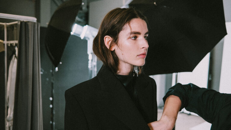 H&M Studio запрошує в осінь у стилі мінімалізму 1990-х 32 H&M Studio запрошує в осінь у стилі мінімалізму 1990-х 6