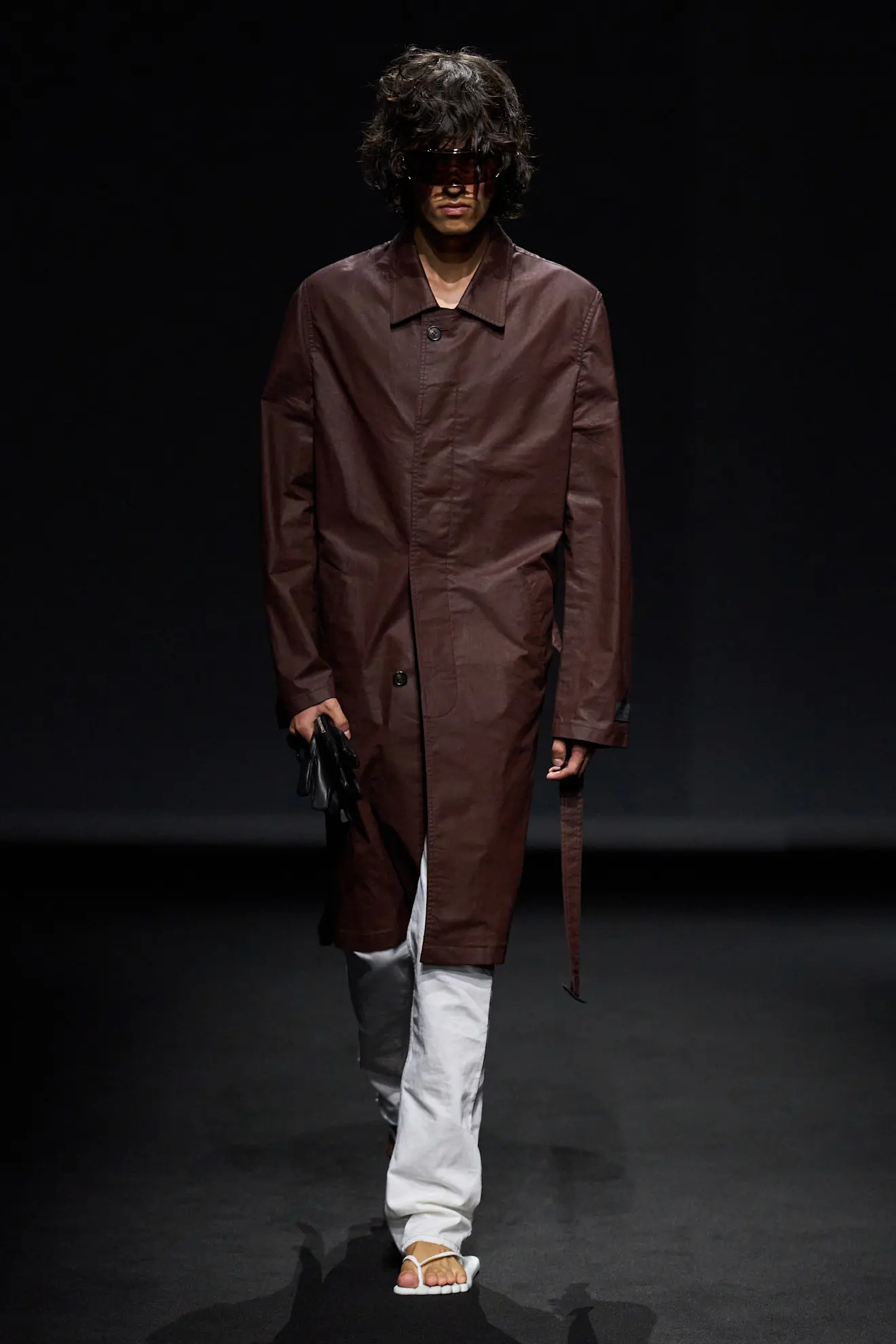 Сорочка стає сукнею, а светр — спідницею: MM6 Maison Margiela представив колекцію весна-літо 202711