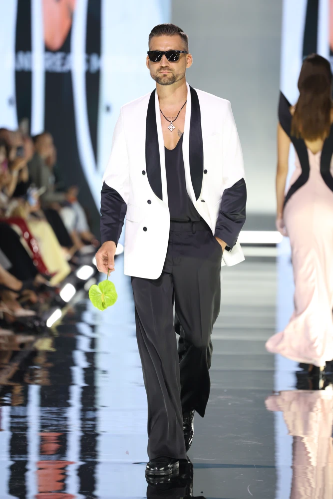 Найцікавіші покази та презентації четвертого дня Ukrainian Fashion Week143