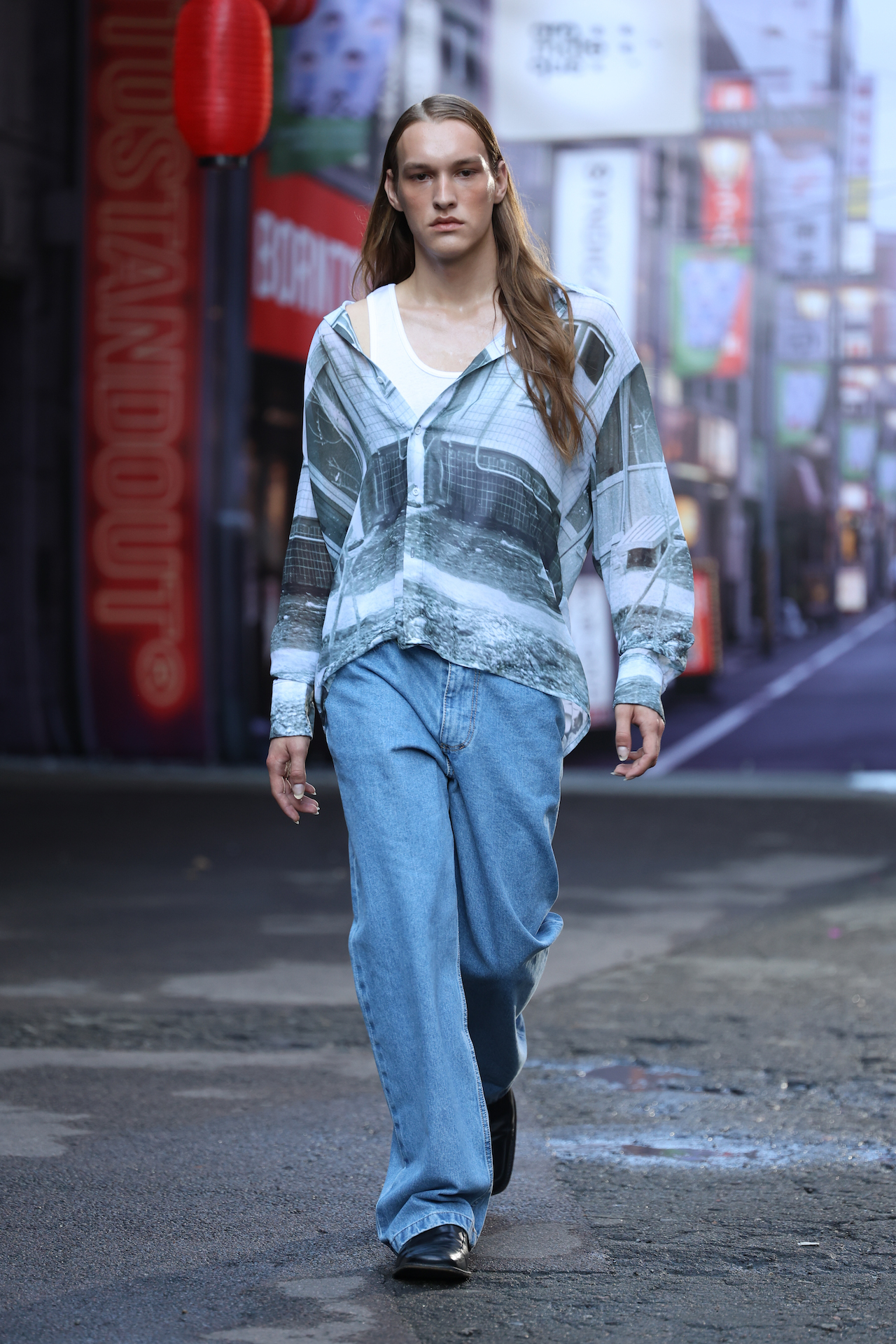 Як пройшов другий день Ukrainian Fashion Week сезону весна-літо 2027:34