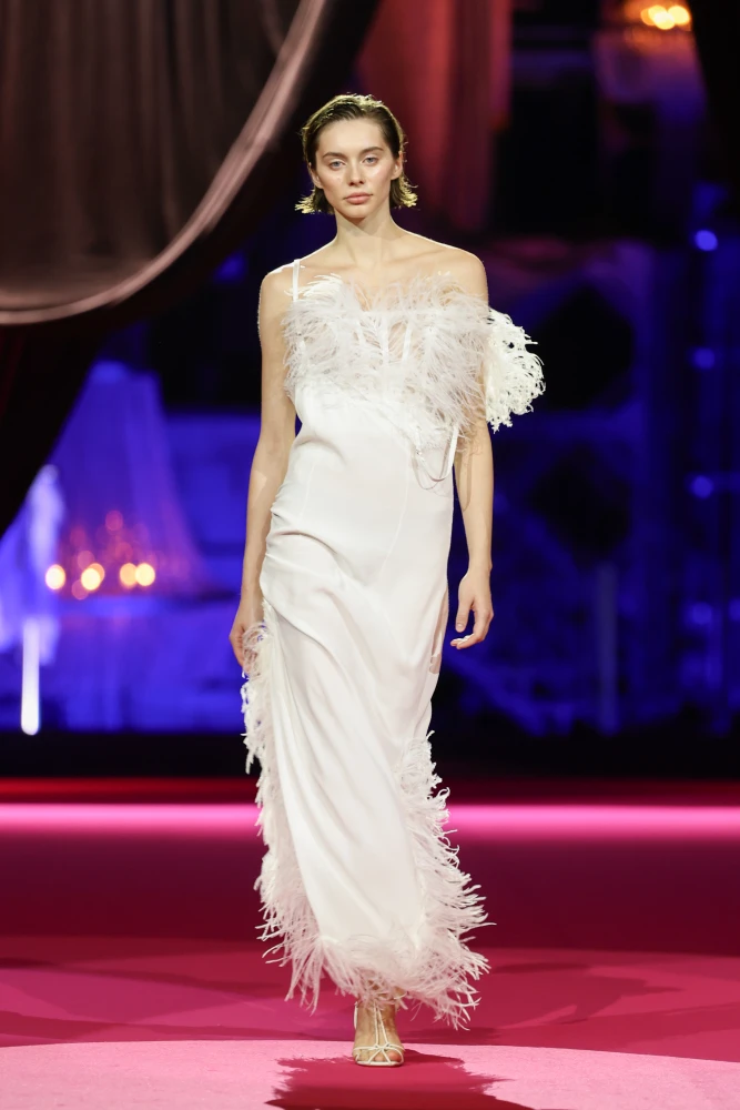 Модне шоу в Опері: яким був перший показ нового сезону Ukrainian Fashion Week34