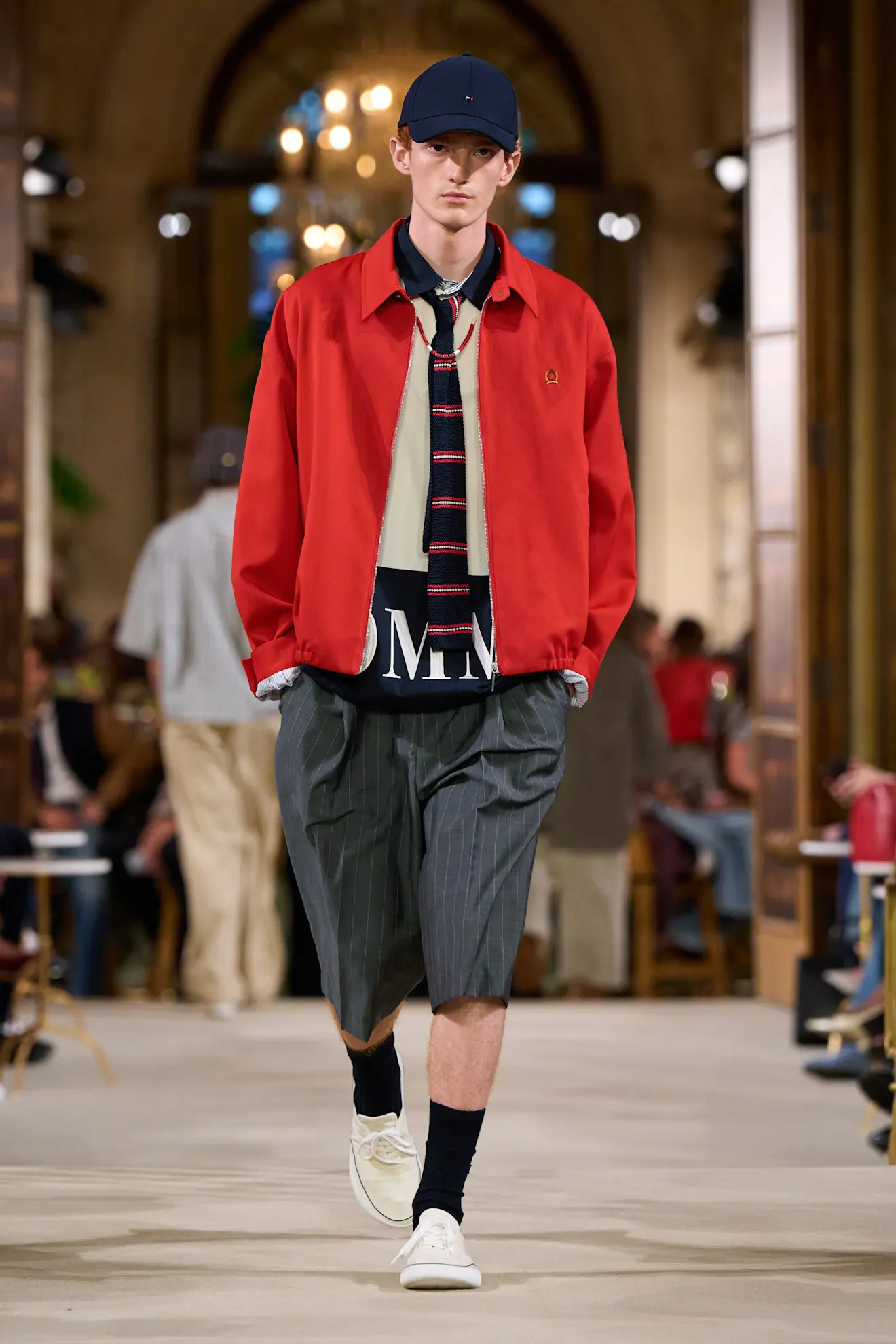 Джіджі Хадід відкрила показ Tommy Hilfiger у Нью-Йорку18