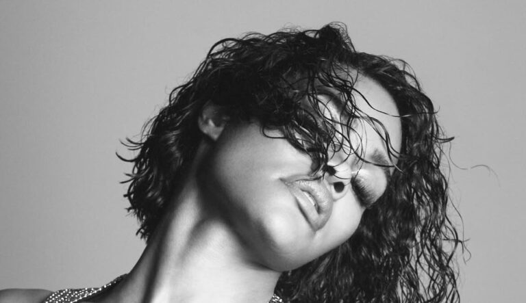 Теяна Тейлор — нова амбасадорка Alaïa 6