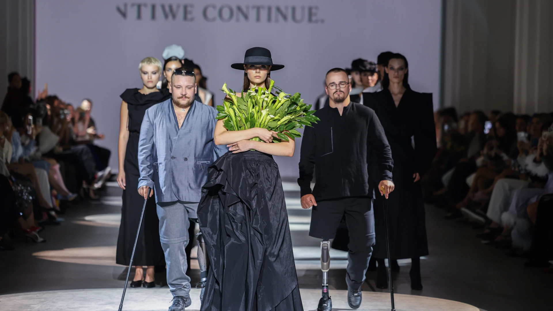 Найцікавіші покази та презентації третього дня Ukrainian Fashion Week0