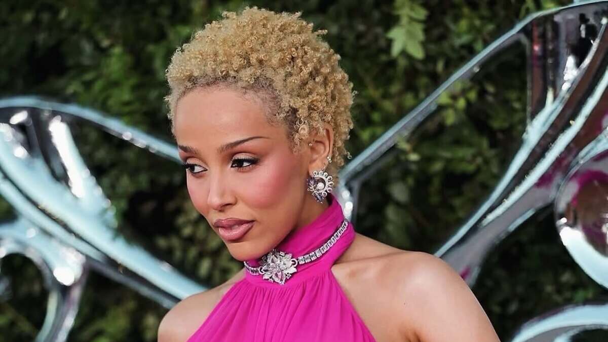 Doja Cat у сукні українського бренду з`явилася на відкритті музею у Лос-Анджелесі0