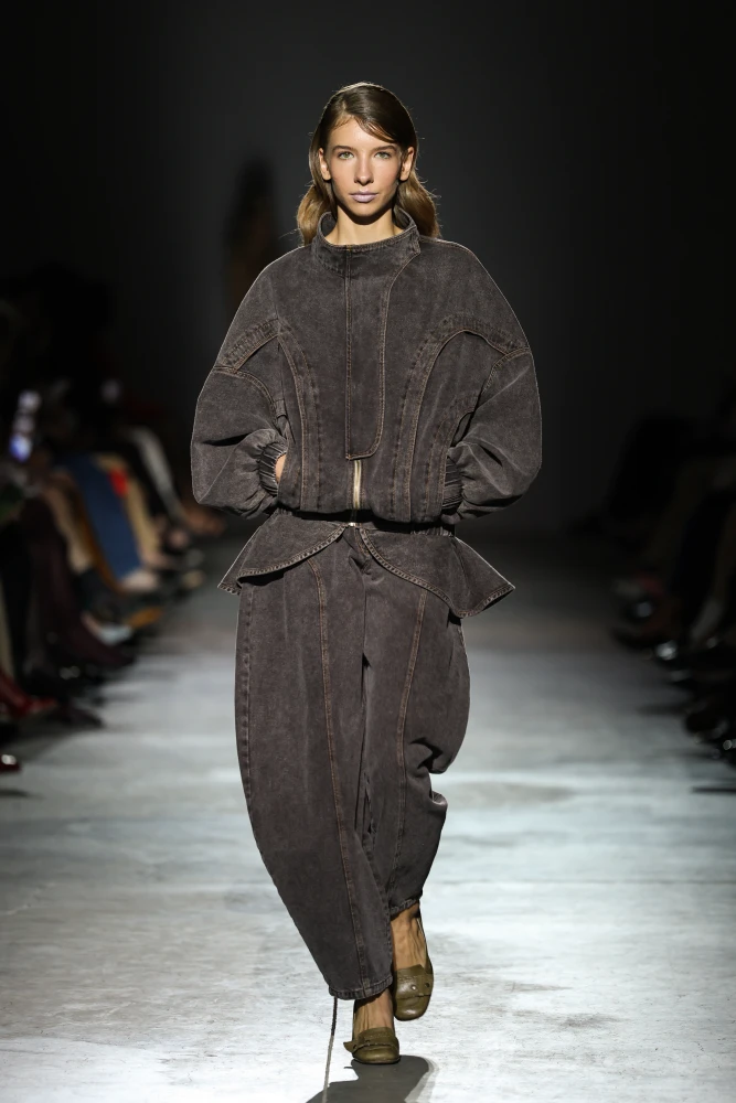 Ukrainian Fashion Week: найяскравіші події п'ятого дня 279 Найцікавіші покази та презентації п’ятого дня Ukrainian Fashion Week130