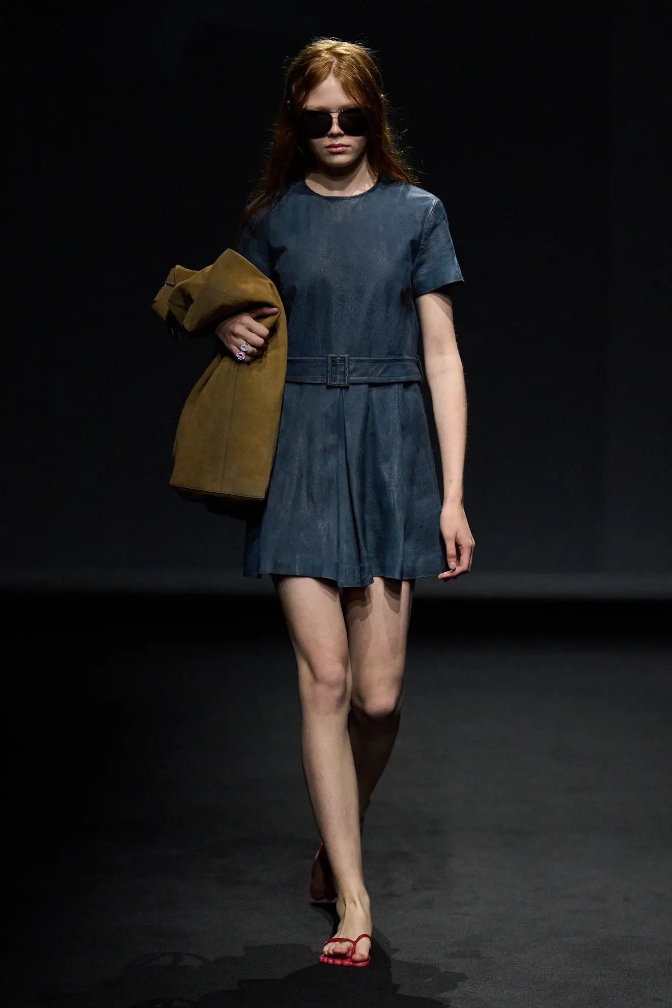 Сорочка стає сукнею, а светр — спідницею: MM6 Maison Margiela представив колекцію весна-літо 202718