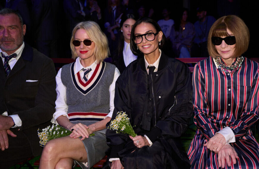 Головна 346 Зірки на показі Thom Browne: Демі Мур, Наомі Воттс та Лієв Шрайбер оцінили нову колекцію