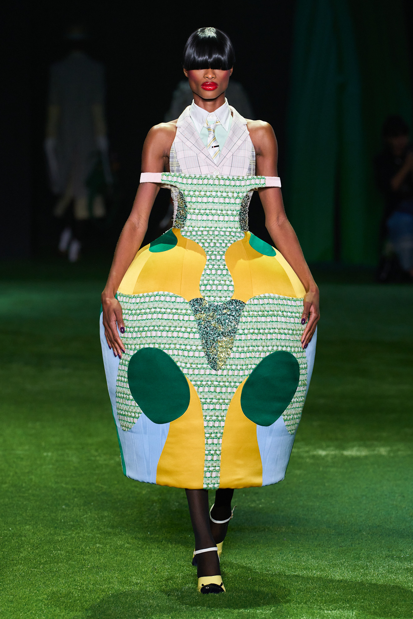 Народження метелика: роздивляємося нову колекцію Thom Browne весна-літо 202720