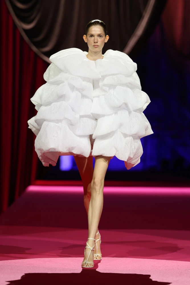 Модне шоу в Опері: яким був перший показ нового сезону Ukrainian Fashion Week35