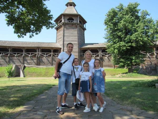 Подружжя з Сум всиновило трьох дітей: історія про любов та подолання перешкод 7