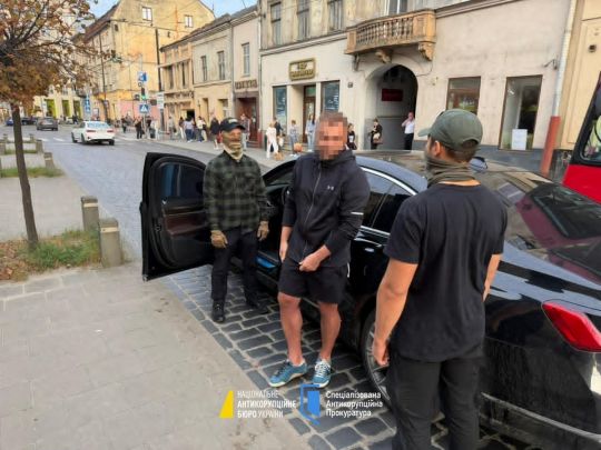 Спецоперація "Карфаген": як працівники Офісу генпрокурора покривали шахрайські кол-центри 9