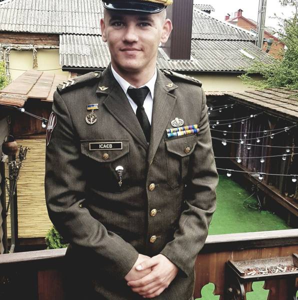 Десантник із протезом повернувся на фронт і підкорив Sup-дошку 9