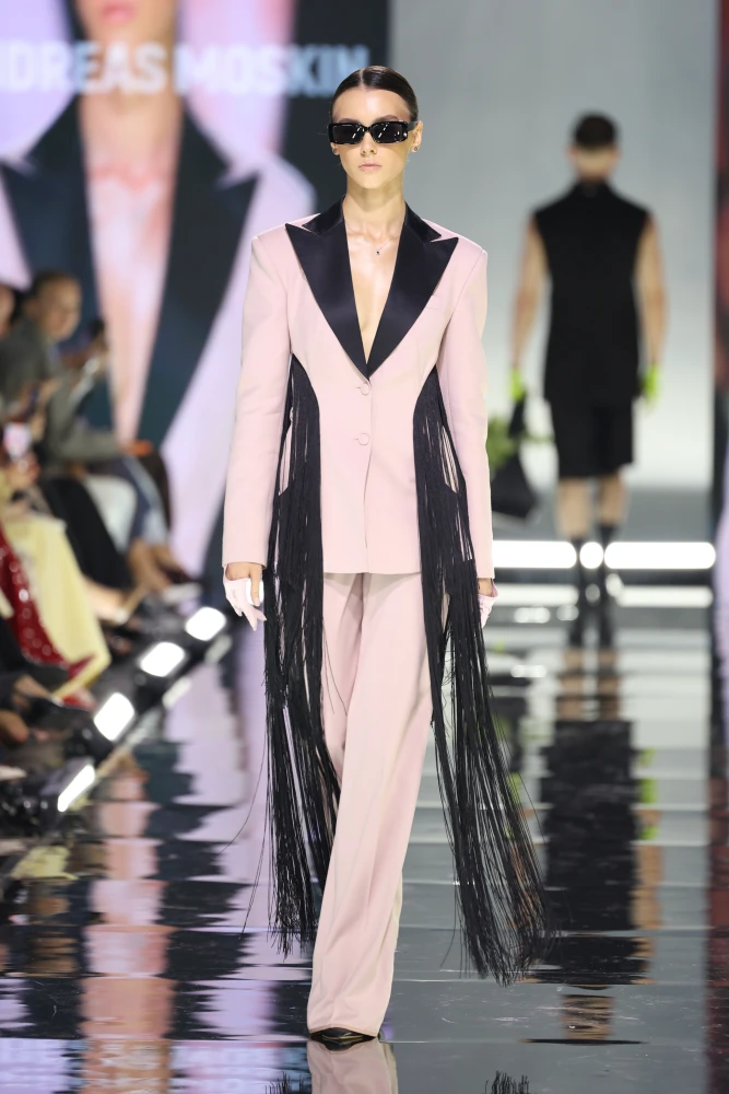 Найцікавіші покази та презентації четвертого дня Ukrainian Fashion Week145