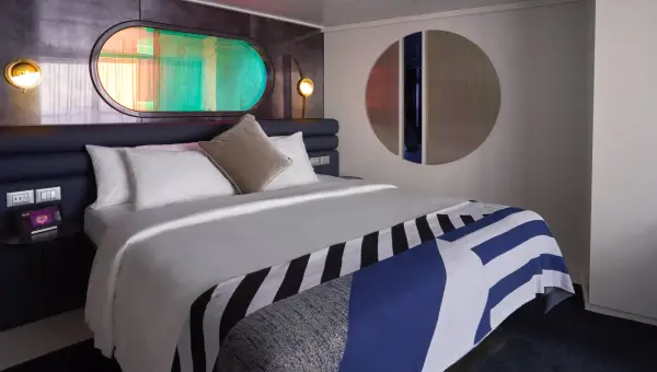 Virgin Voyages: чи варта круїзна пригода свого іміджу 11