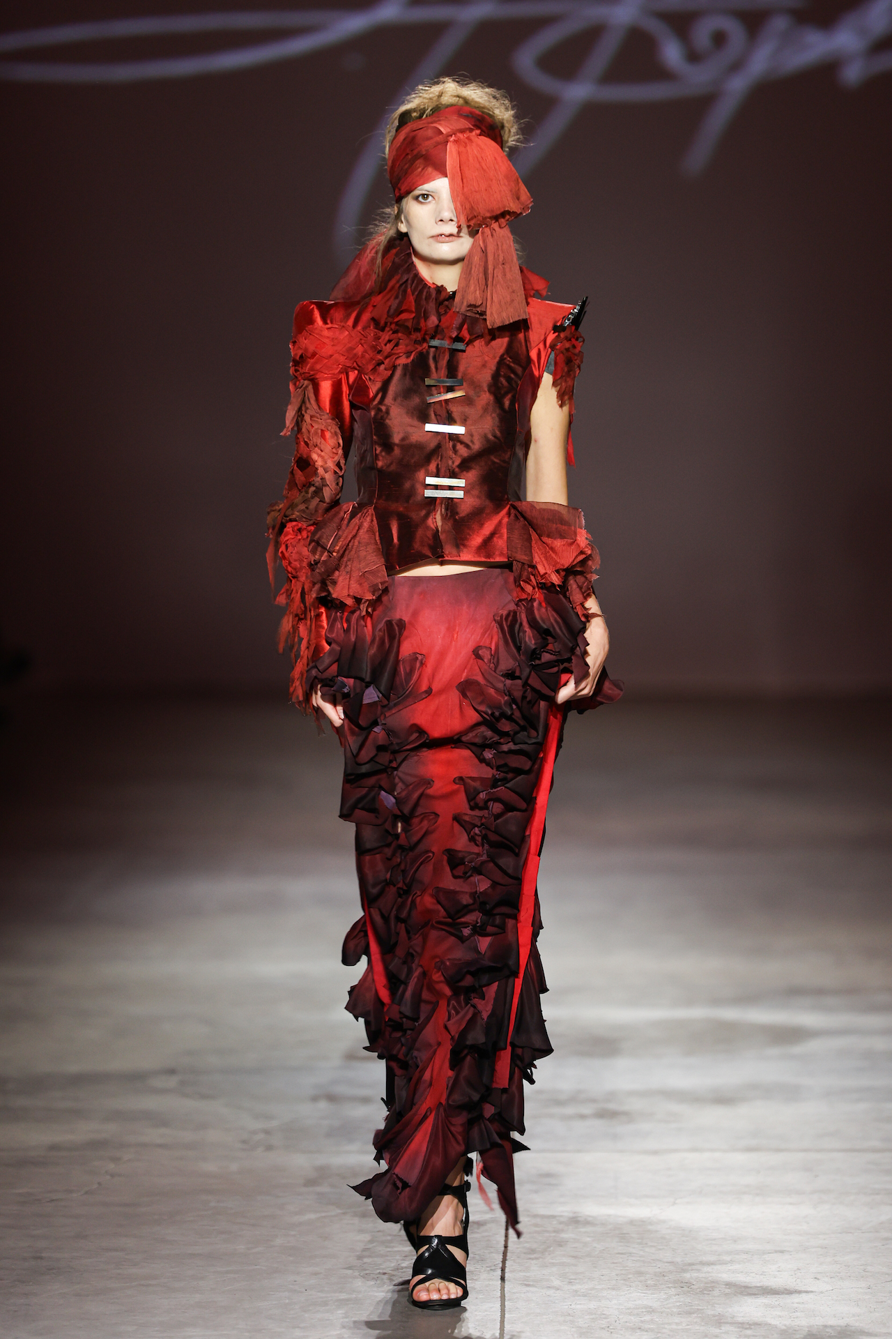 Яким був п'ятий день Ukrainian Fashion Week SS27: яскраві шоу, нові імена та закриття модного тижня70