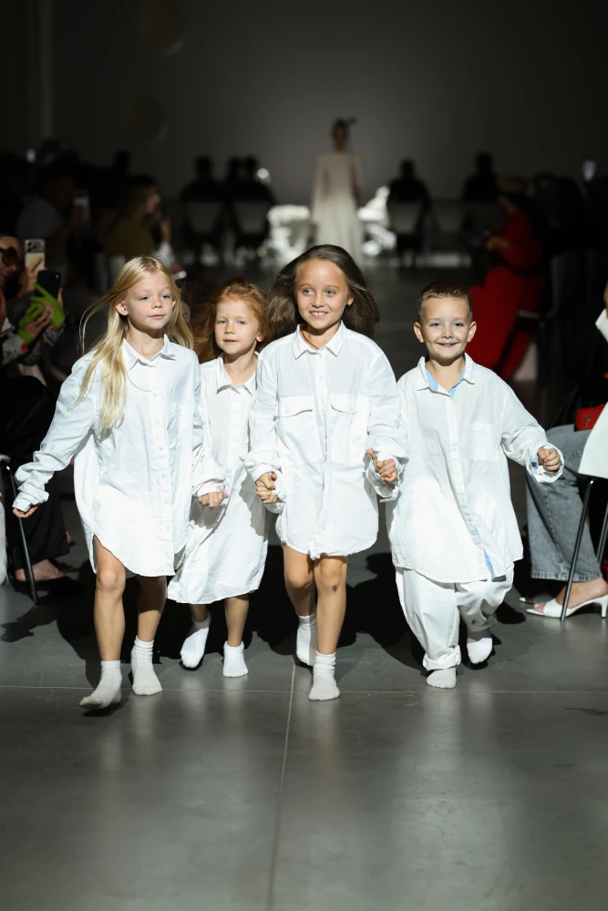 Найцікавіші покази та презентації третього дня Ukrainian Fashion Week44