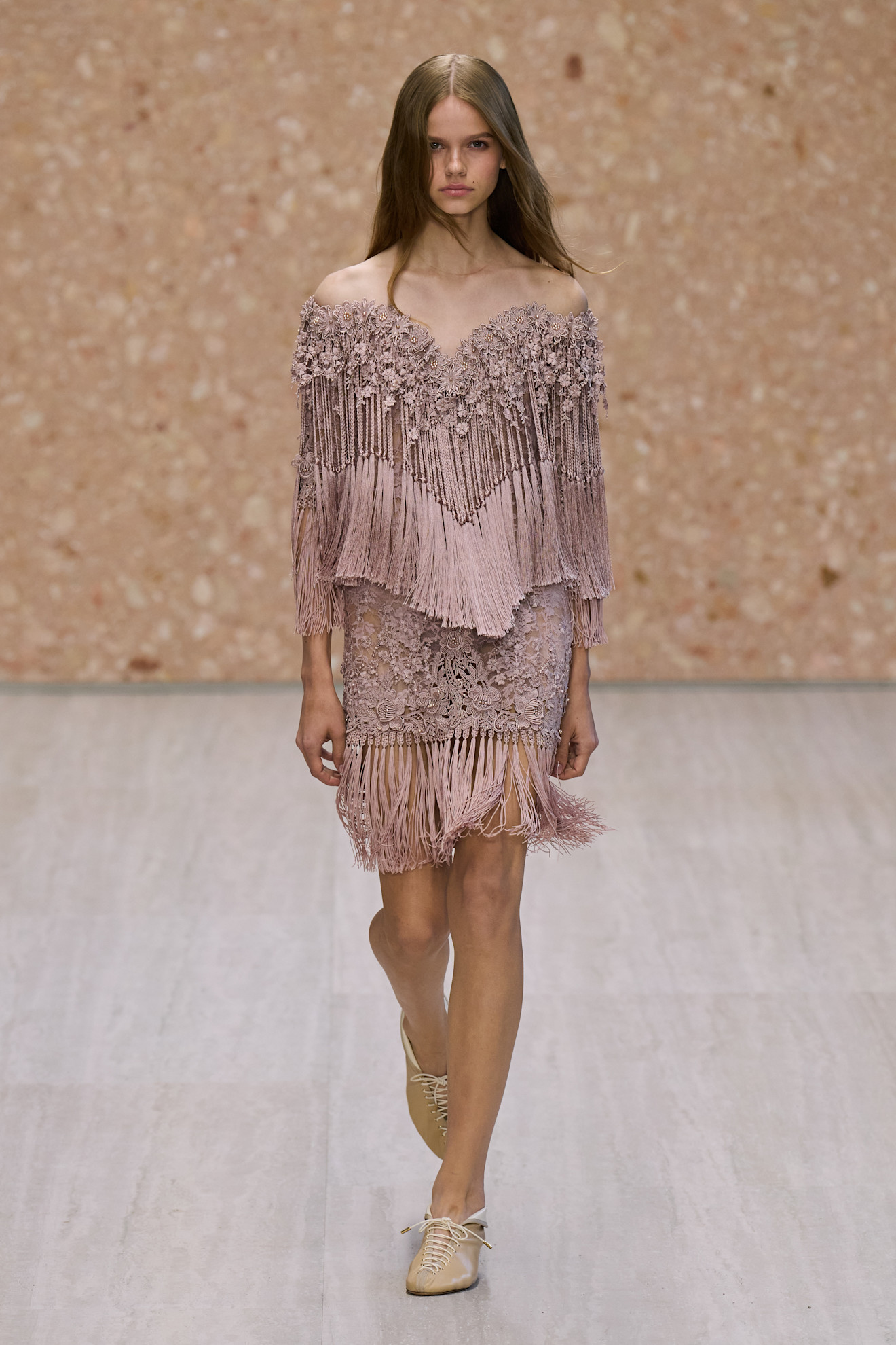 Романтичний код Chloé: Чемена Камалі представила колекцію весна-літо 20276