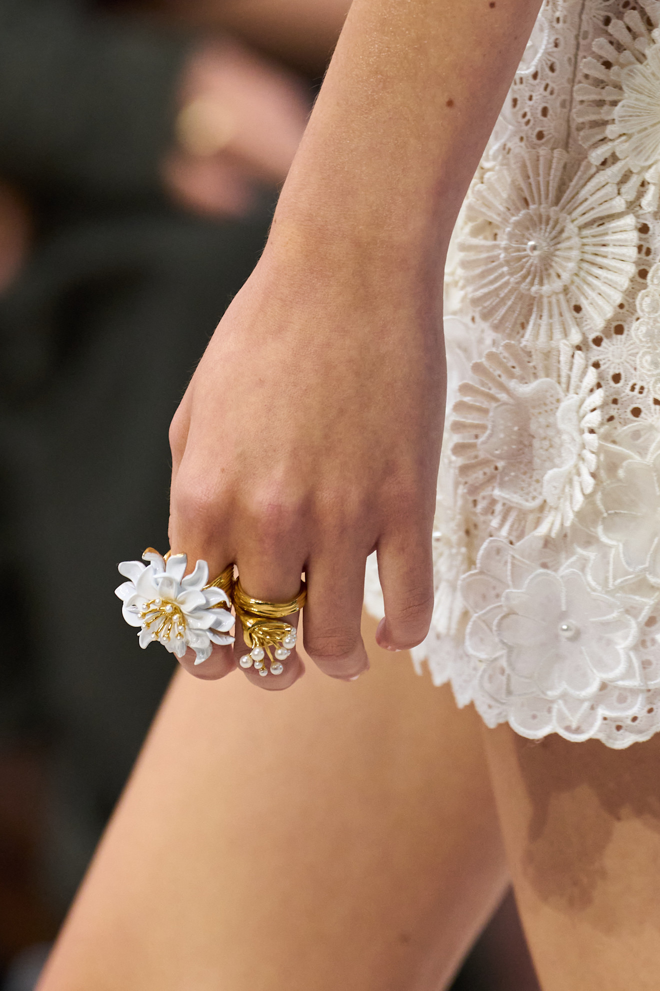Романтичний код Chloé: Чемена Камалі представила колекцію весна-літо 202752