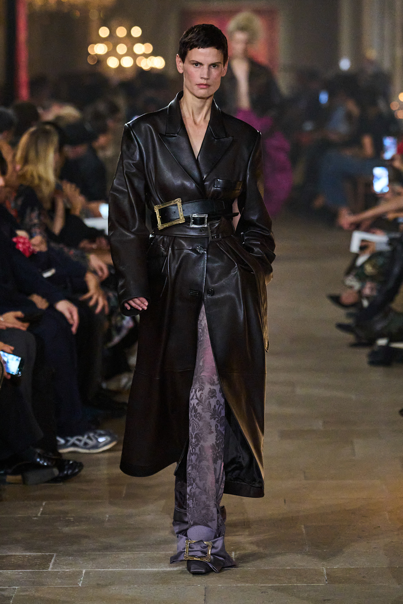 Сучасна Марія-Антуанетта: якою вийшла нова колекція Acne Studios весна-літо 202743