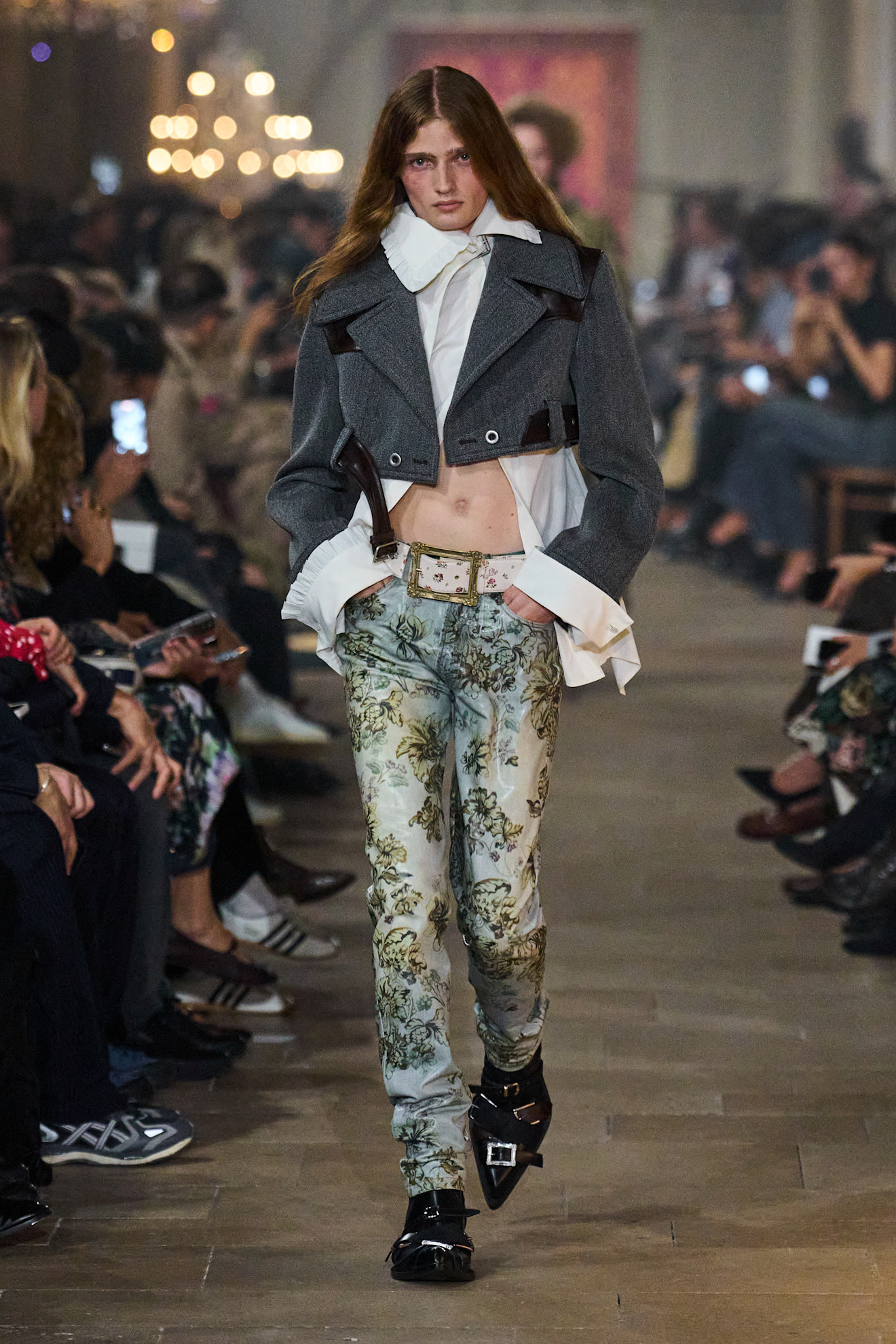 Сучасна Марія-Антуанетта: якою вийшла нова колекція Acne Studios весна-літо 202713