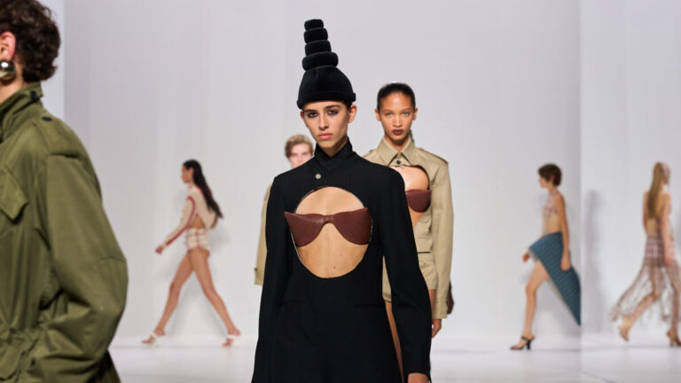 Gaultier здивував сезоном Весна-Літо 2027: тривимірні силуети та конуси у першому ряду 7
