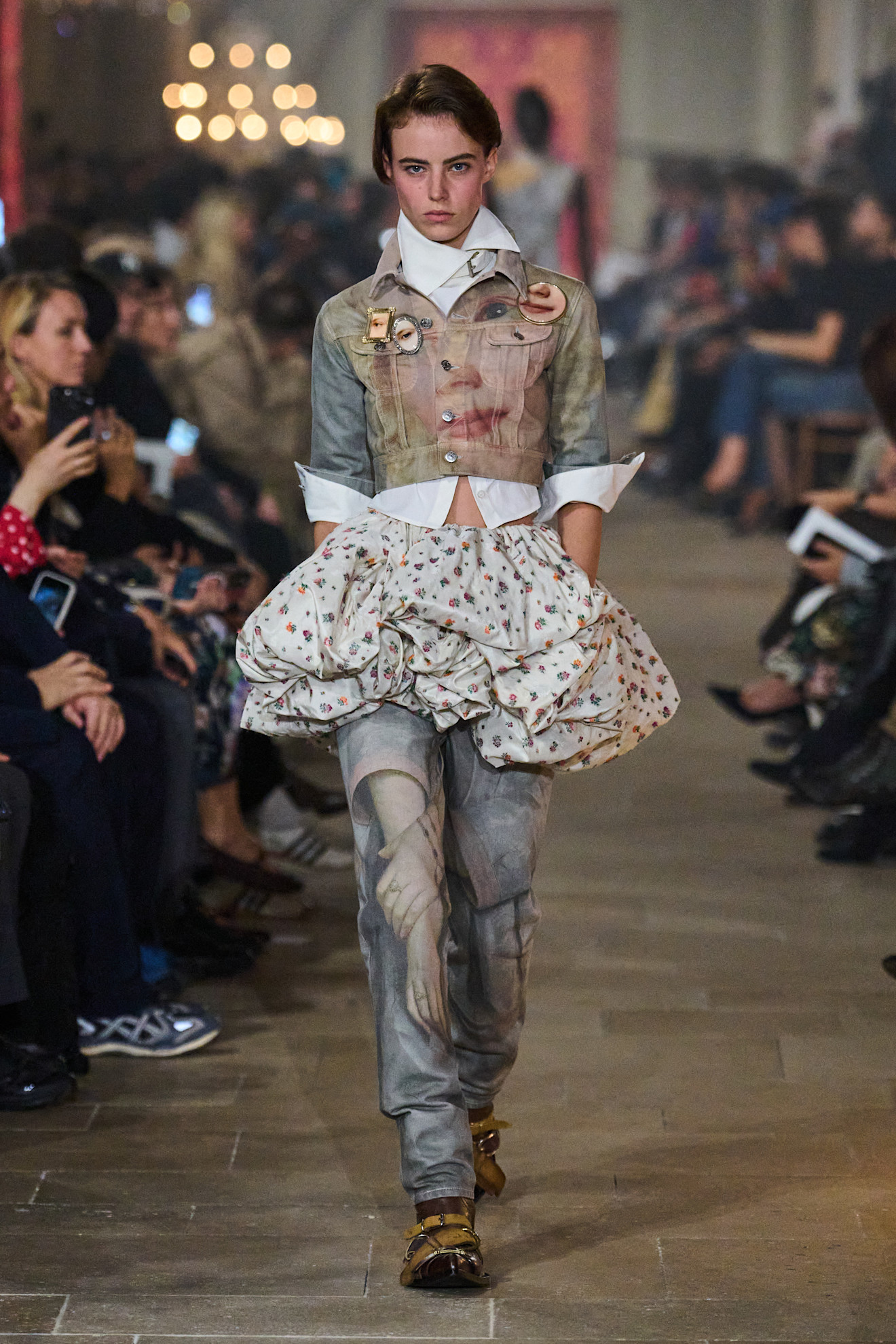 Сучасна Марія-Антуанетта: якою вийшла нова колекція Acne Studios весна-літо 202733