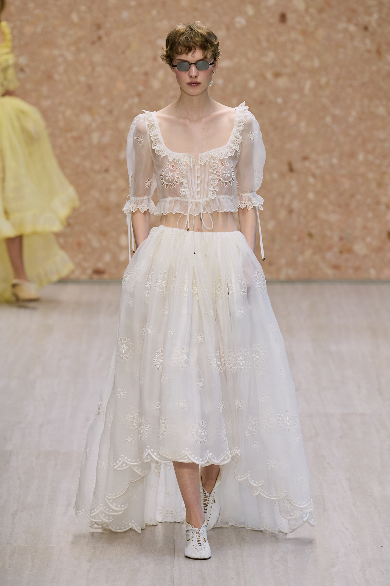 Романтичний код Chloé: Чемена Камалі представила колекцію весна-літо 202732