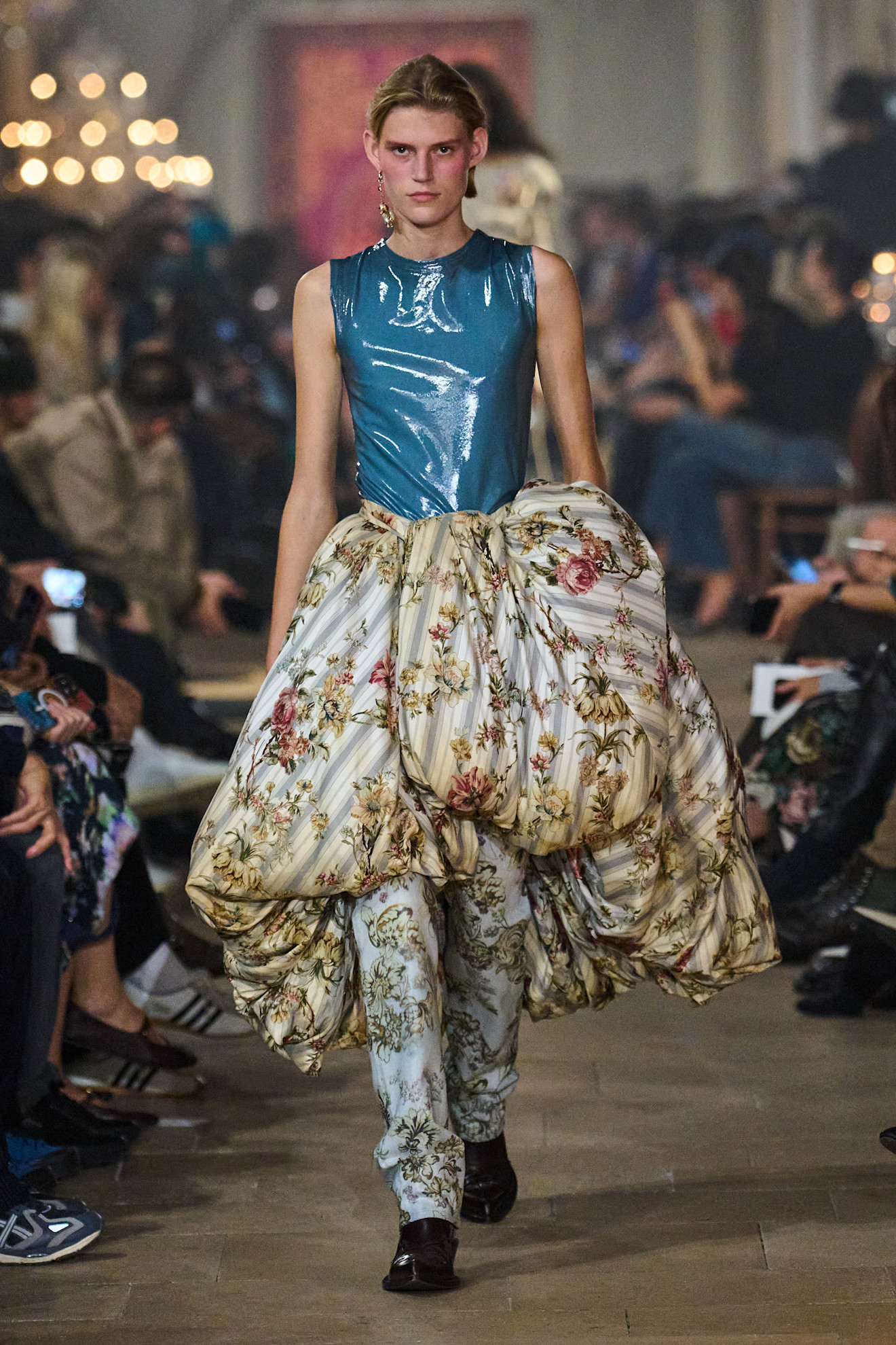 Сучасна Марія-Антуанетта: якою вийшла нова колекція Acne Studios весна-літо 202738