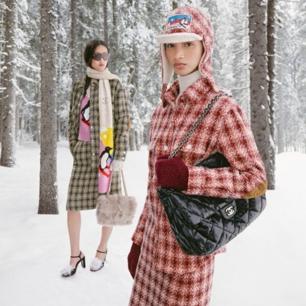 Chanel Coco Neige: пуховики, сумка-пінгвін та твід для лижного сезону