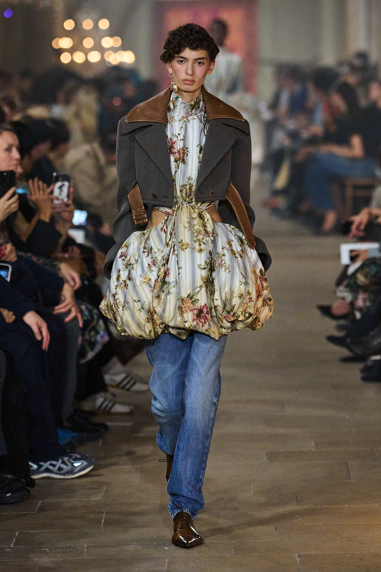 Сучасна Марія-Антуанетта: якою вийшла нова колекція Acne Studios весна-літо 202741