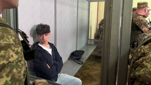 Зінченку засудили до довічного ув'язнення за вбивство Фаріон 8